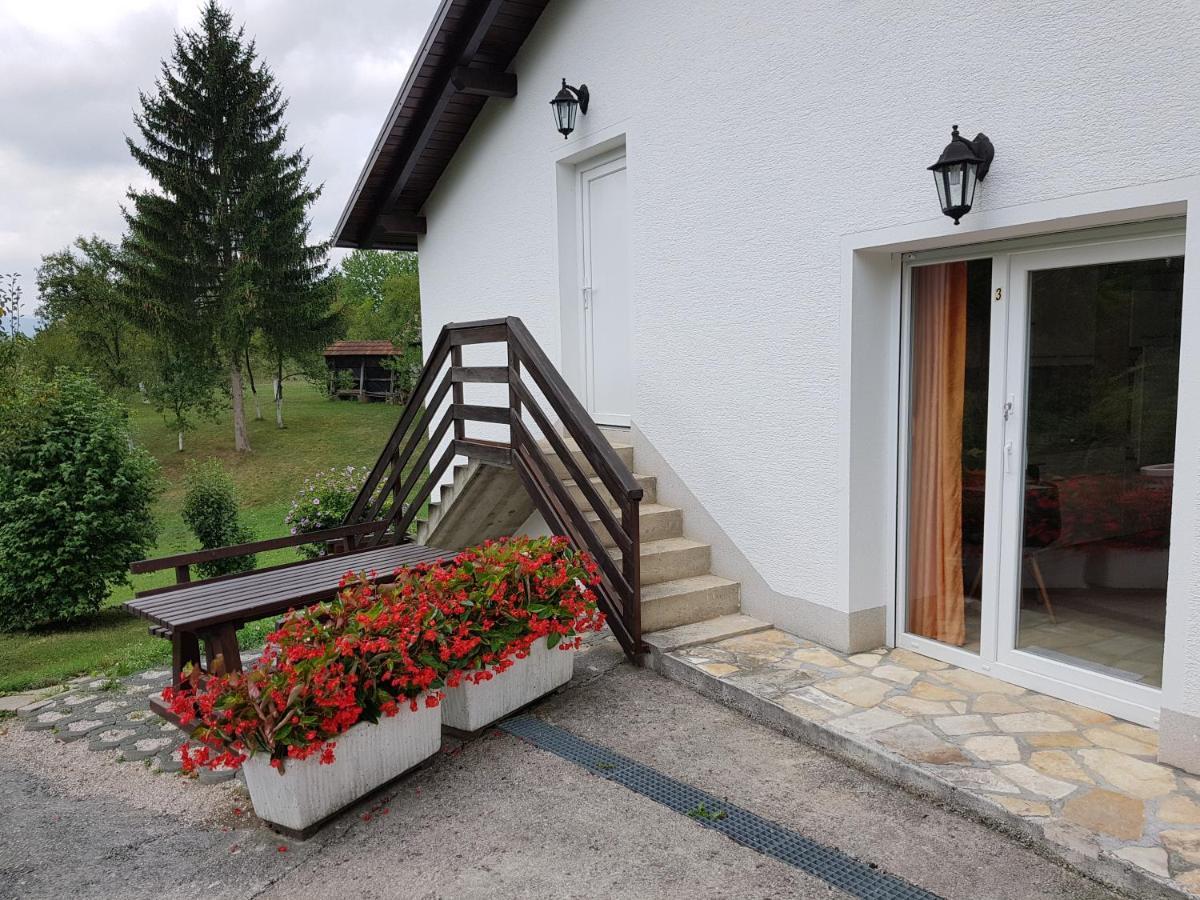 Apartments Sanja Rakovica Zewnętrze zdjęcie