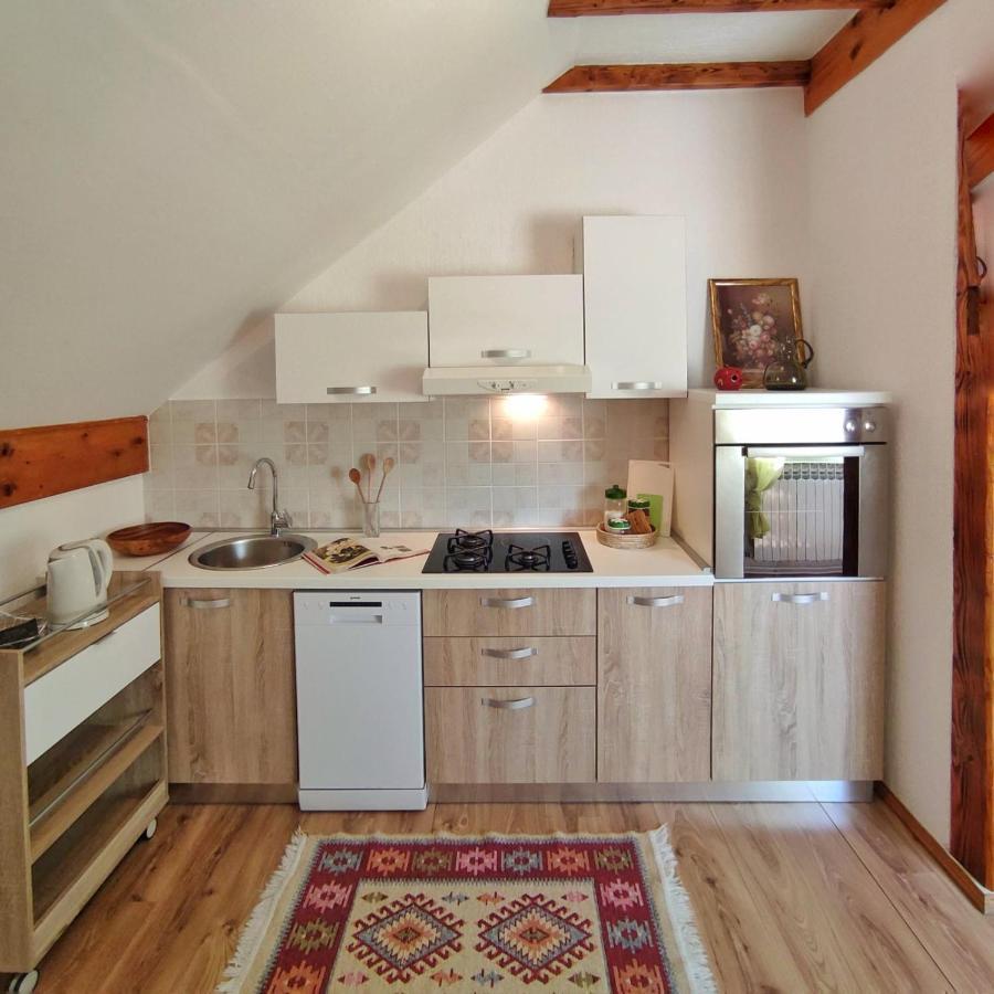 Apartments Sanja Rakovica Zewnętrze zdjęcie