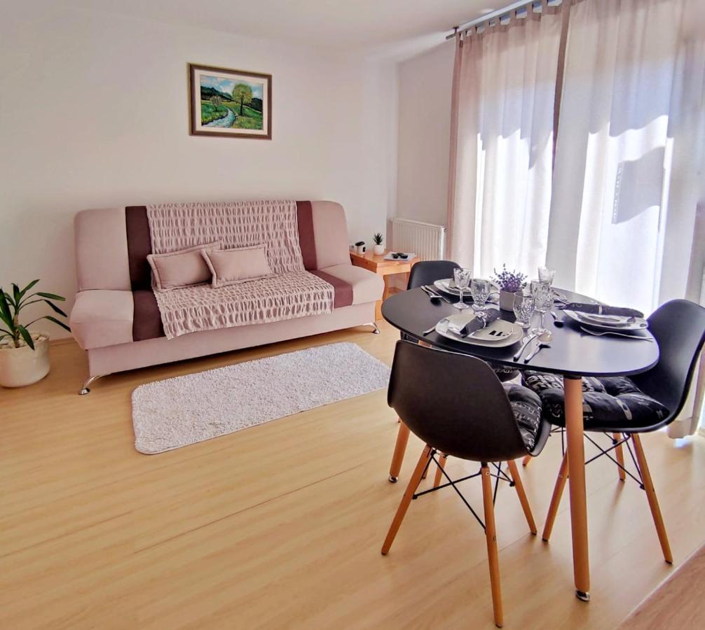 Apartments Sanja Rakovica Zewnętrze zdjęcie