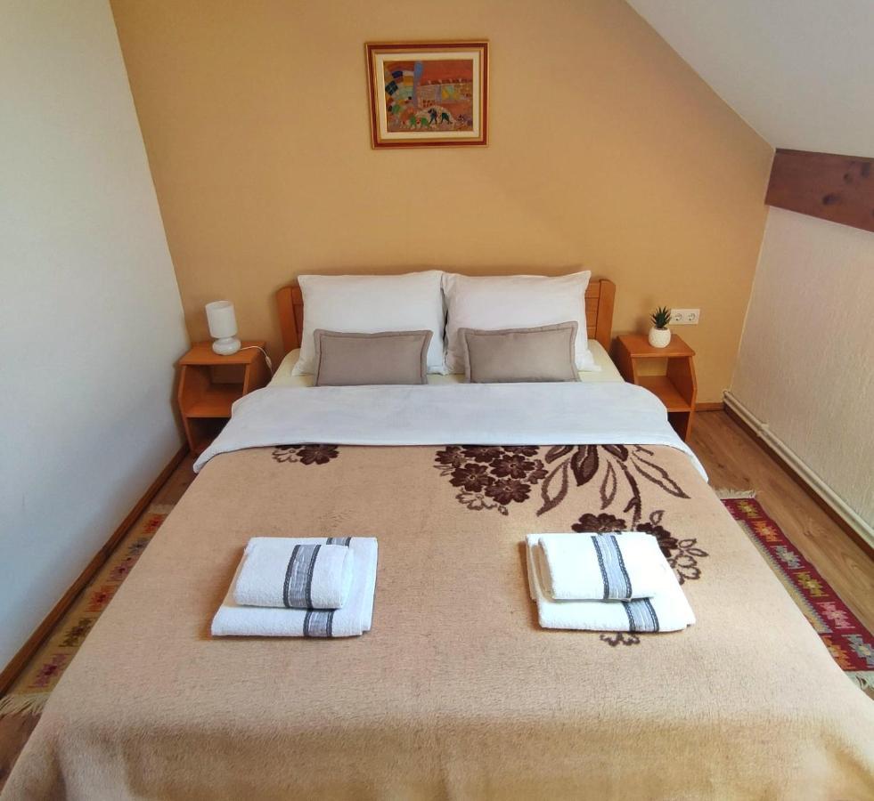Apartments Sanja Rakovica Zewnętrze zdjęcie