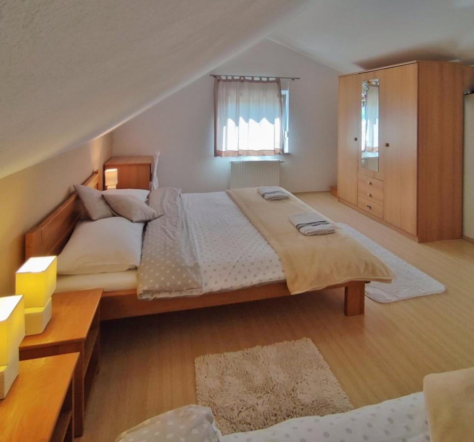 Apartments Sanja Rakovica Zewnętrze zdjęcie