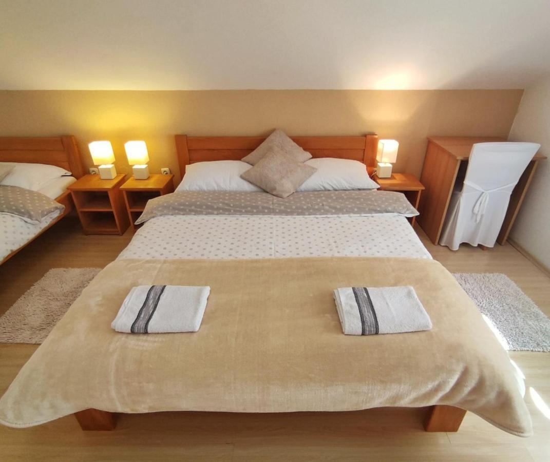 Apartments Sanja Rakovica Zewnętrze zdjęcie