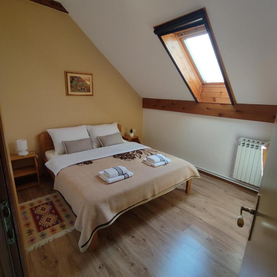 Apartments Sanja Rakovica Zewnętrze zdjęcie