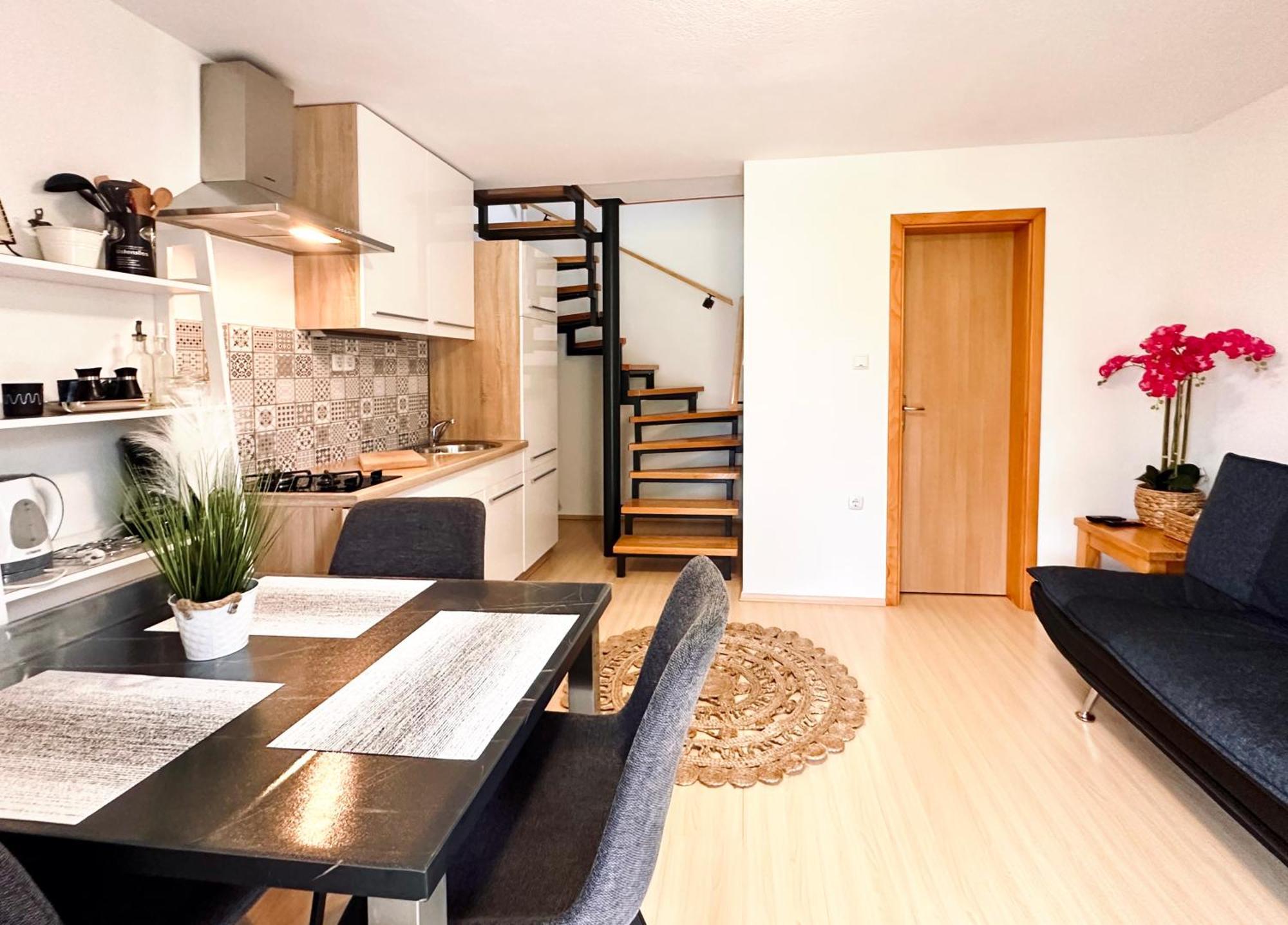 Apartments Sanja Rakovica Zewnętrze zdjęcie