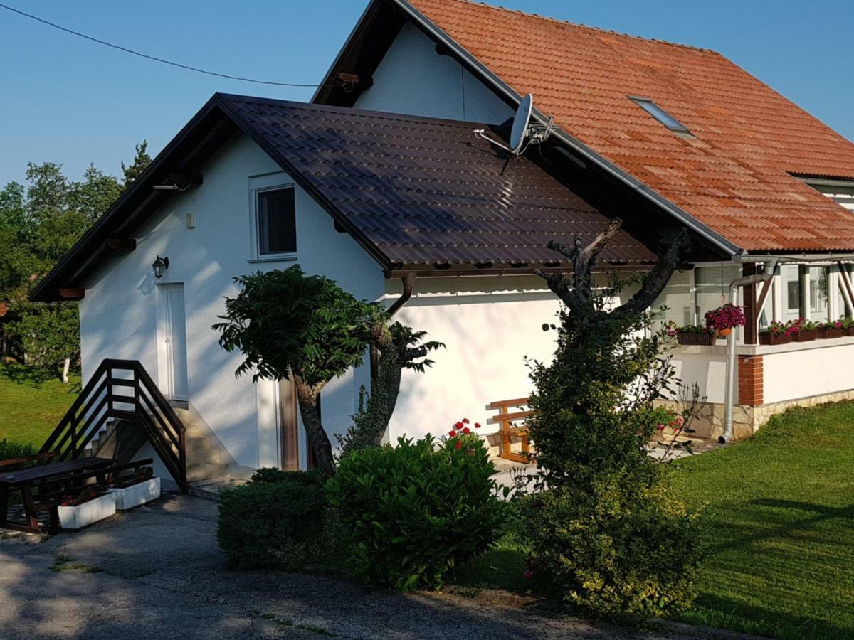 Apartments Sanja Rakovica Zewnętrze zdjęcie